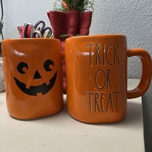 Rae Dunn Orange Trick or Treat Mug/Jack-O'-Lantern Bundle